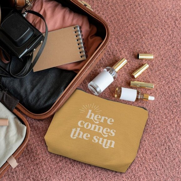 Here Comes the Sun Makeup Bag, Summer Sunshine Makeup Bag, Sunshine Gifts for Wo - Picture 4 of 5